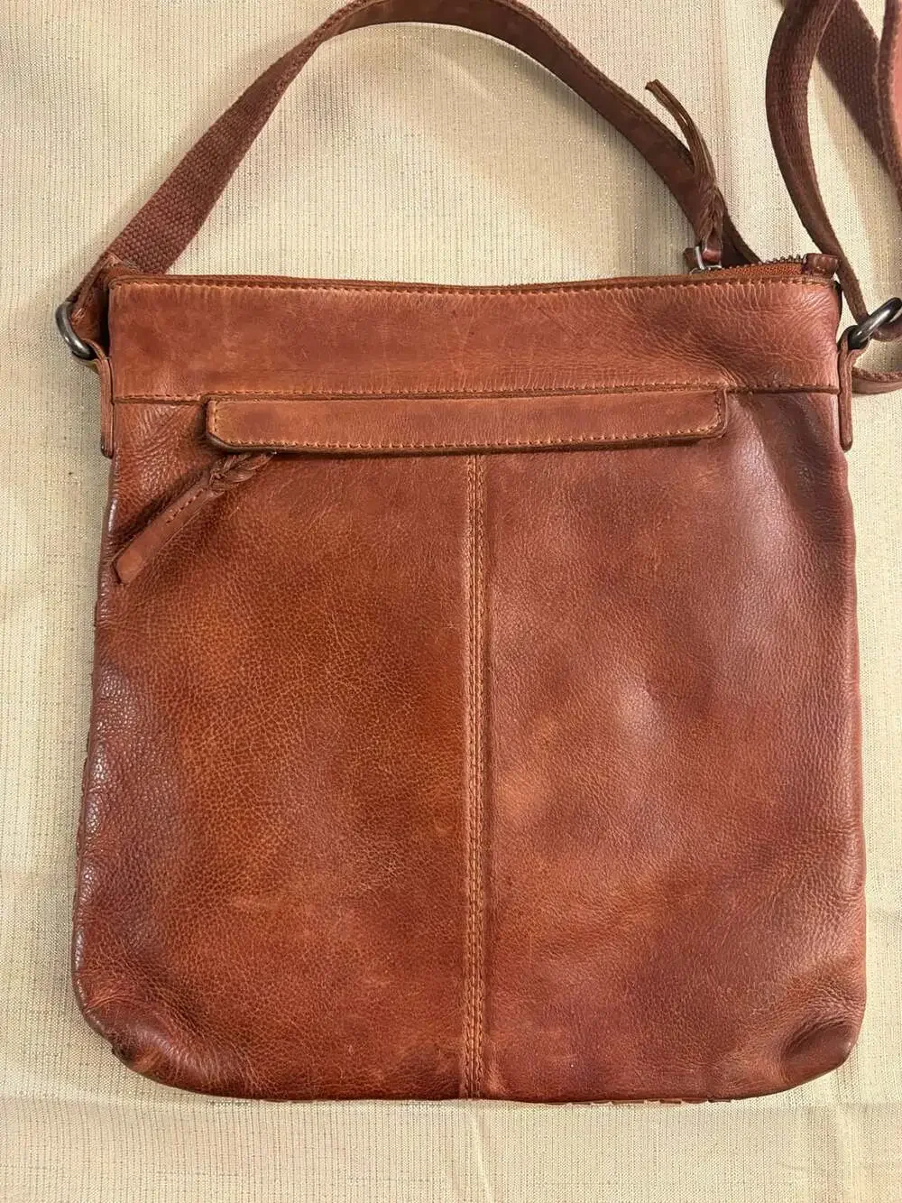 Vilenca Holland Leather Woven Crossbody Bag